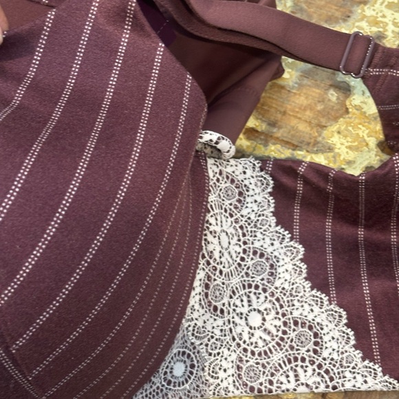 Cacique Back Smoothing Balconette Bra - Picture 4 of 10